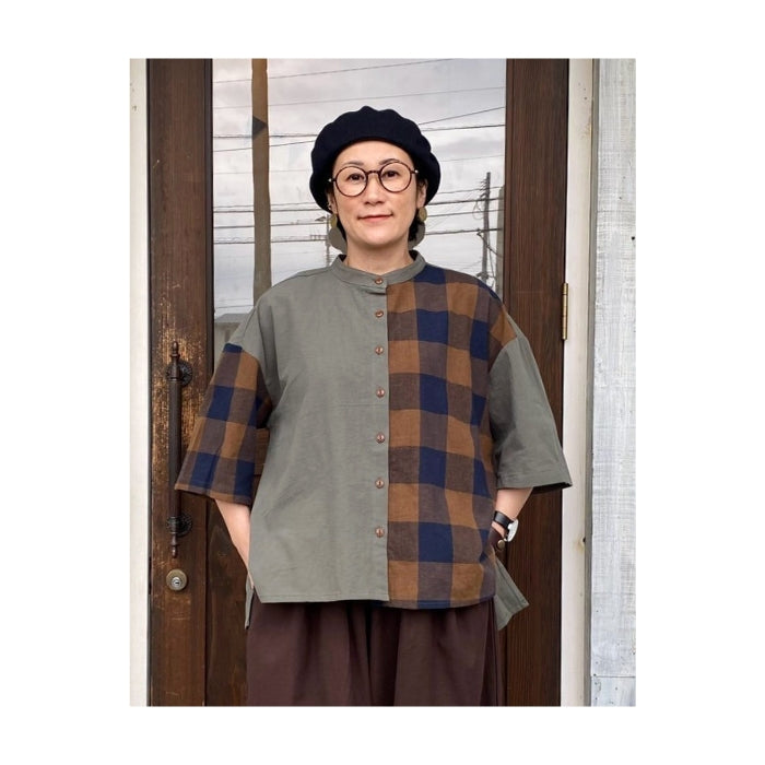 1141922 無地×ビッグブロックチェック切替スタンドカラーシャツ
