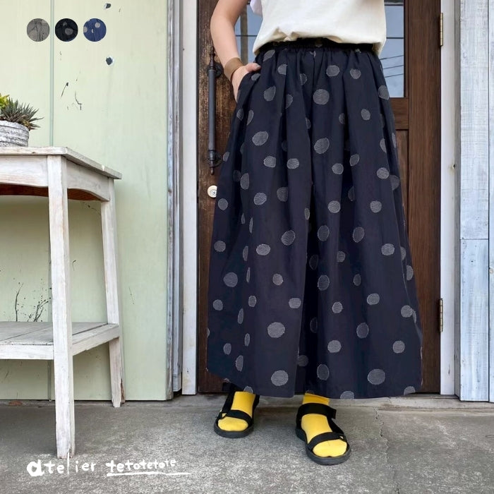 1915　前後タックのドット柄スカート