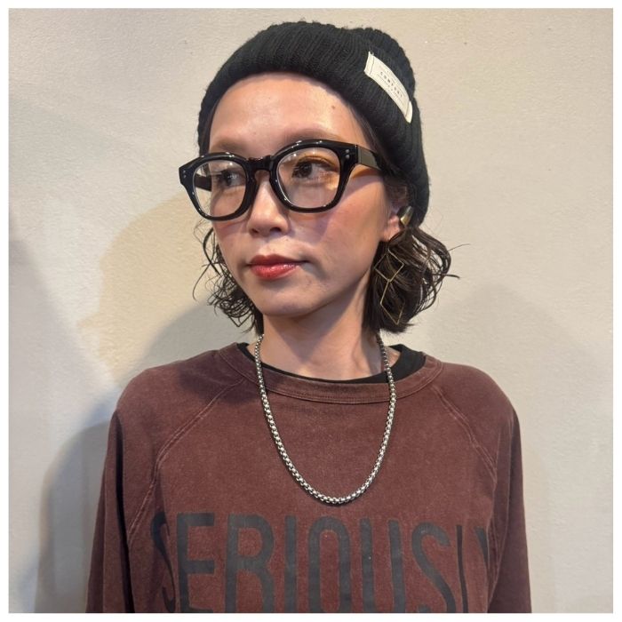 2503　黒縁サングラス