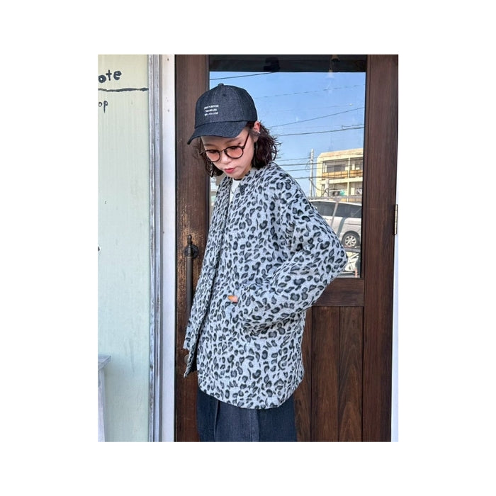 70114547　レオパード柄Vネックコート
