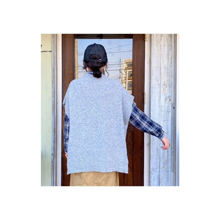 5460　ウォッシャブルハイネックニットベスト