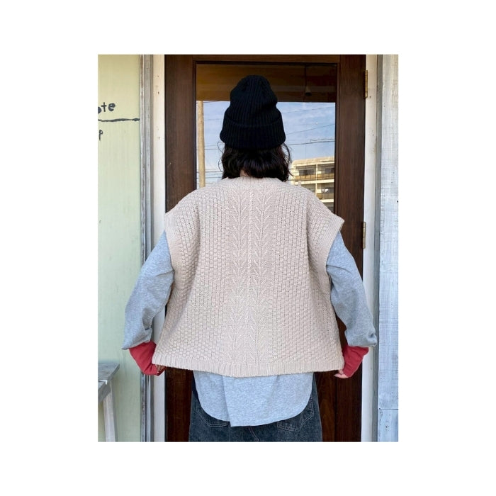 5382　柄編みニットベスト