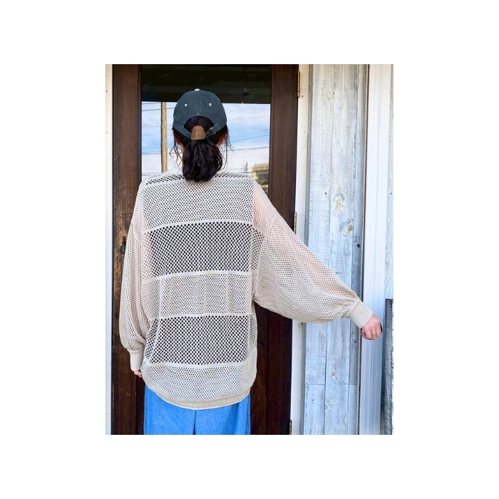 261042　レーヨン混麻タッチニット透かし柄Vカーデ