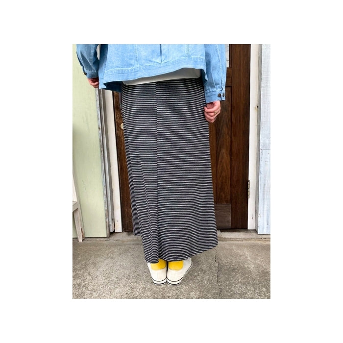 81195088　カットソーボーダースカート