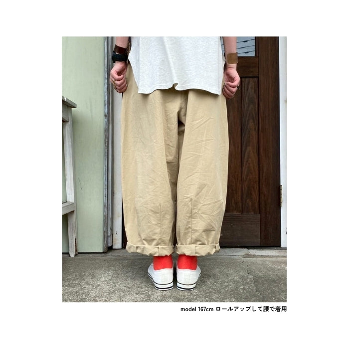 1342294　すっきりダンプゆるタックパンツ