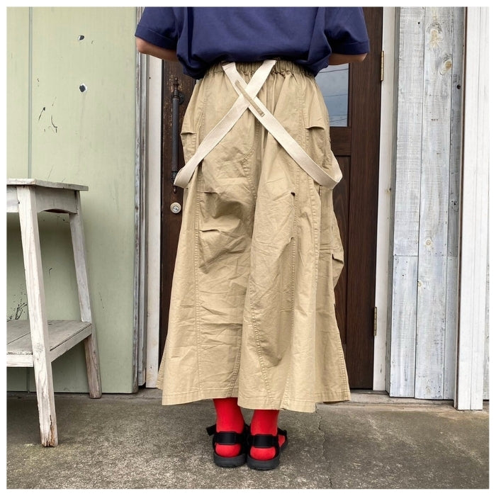 243　サスペンダー付きアシメミリタリースカート